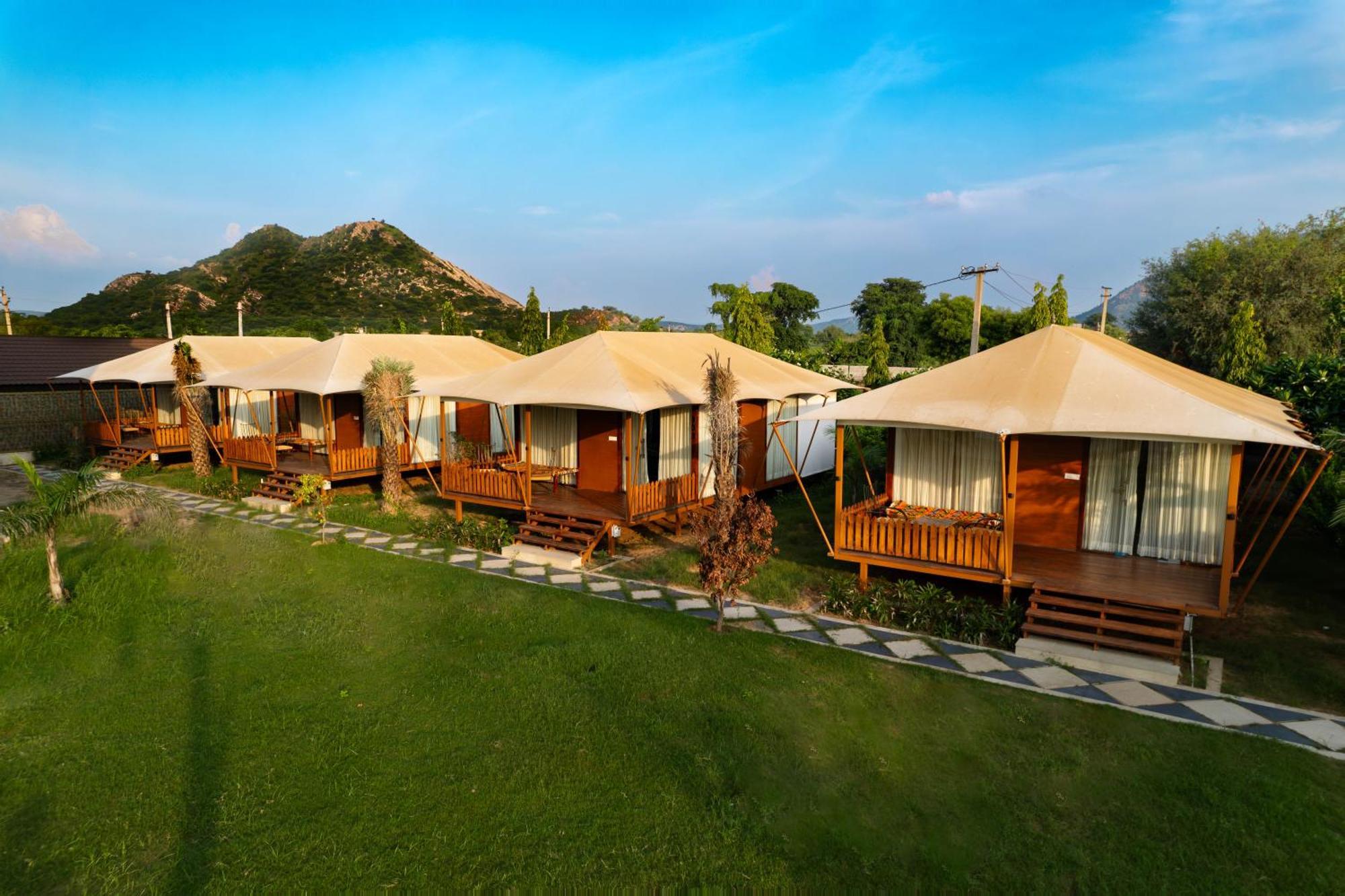 La Nature Hotels & Resorts Sikar ภายนอก รูปภาพ