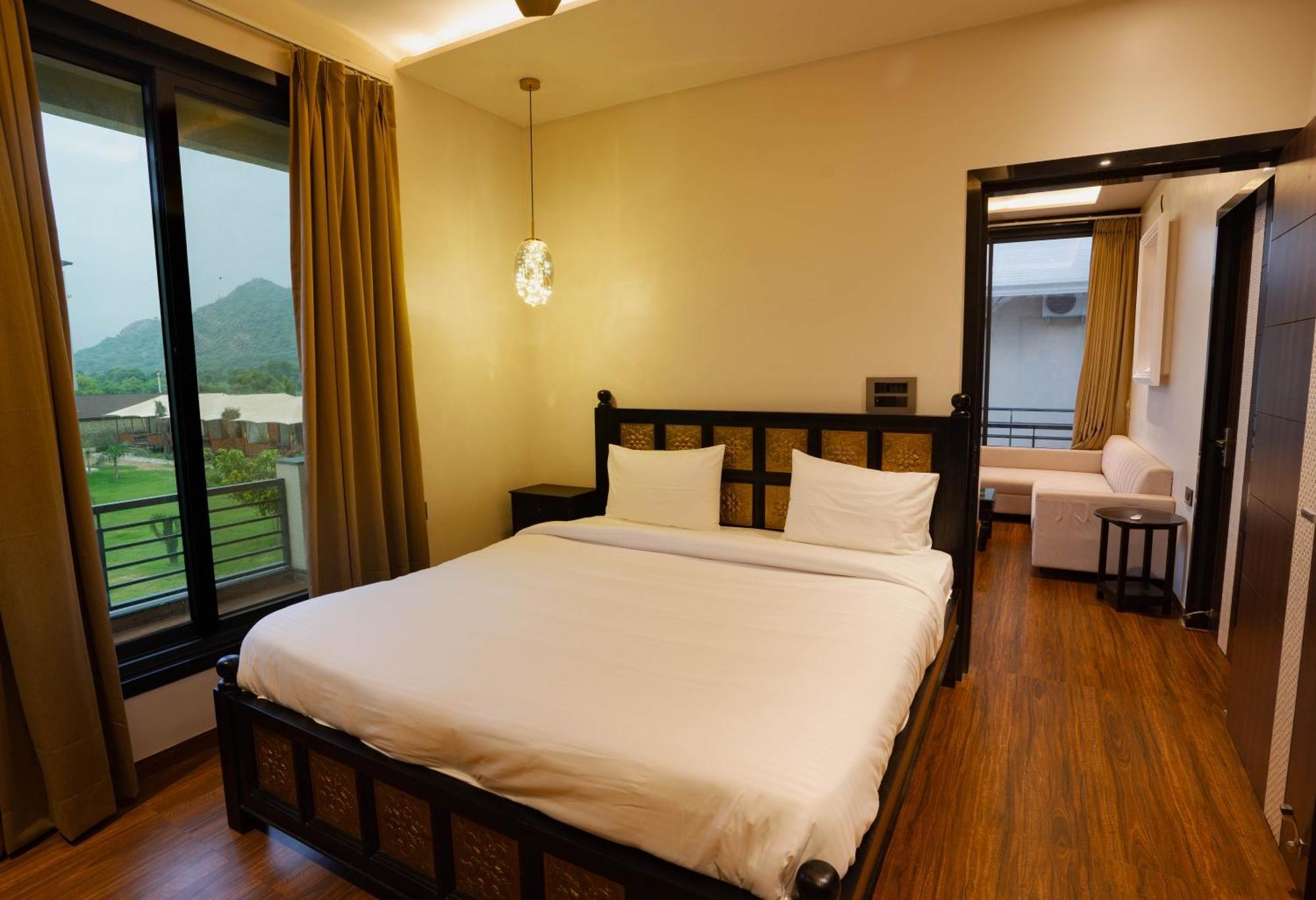 La Nature Hotels & Resorts Sikar ภายนอก รูปภาพ